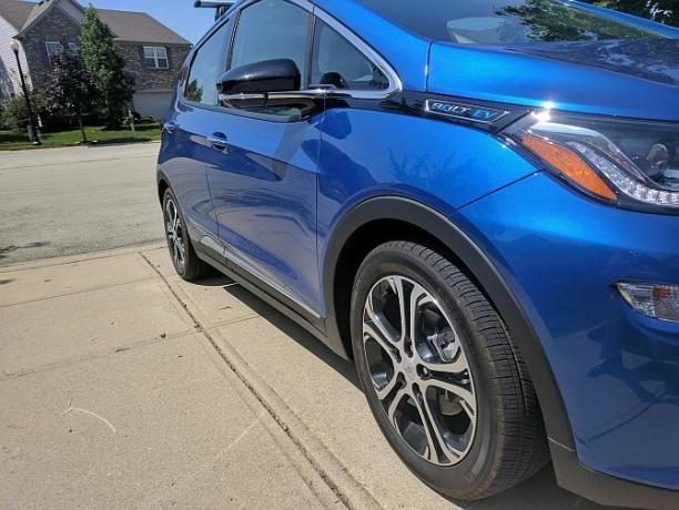 Chevy Bolt EV Hands-On: Apparemment, les voitures électriques ne sucent plus Bolt EV9