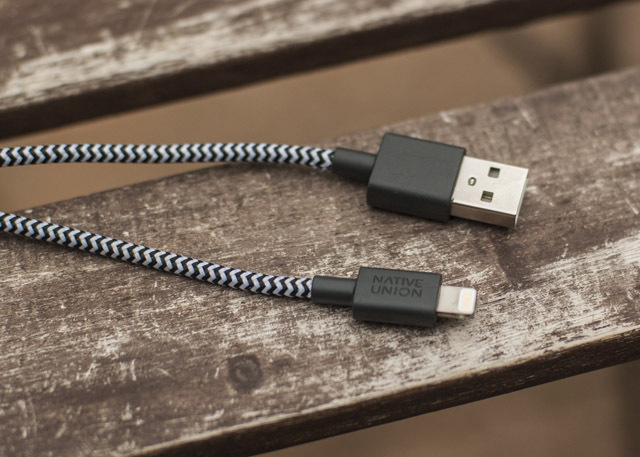 Union native du Round-Up de la revue Lightning Cable Review5