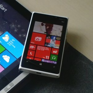 attache nokia lumia 920