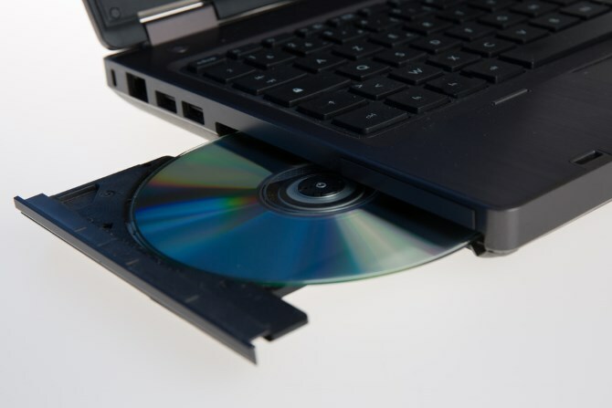 Comment jouer à des jeux sans CD en utilisant No-CD Cracks muo gaming nocdcracks dvddrive