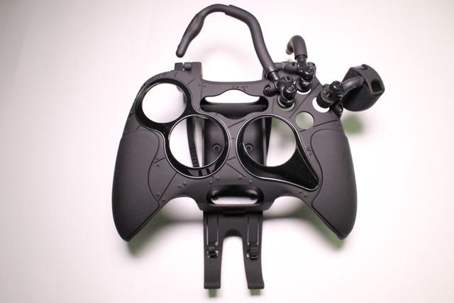 Avenger Elite Defcon F4 Review and Giveaway avenger elite defcon f4 xbox controller review 3