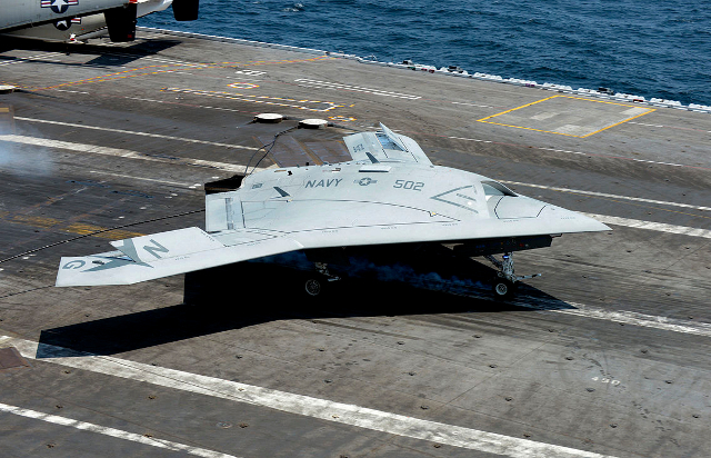 drone de combat x-47