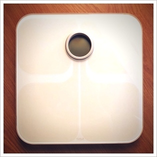 Fitbit Aria Wi-Fi Smart Scale Review et Giveaway Fitbit Aria Wi-Fi Smart Scale Review