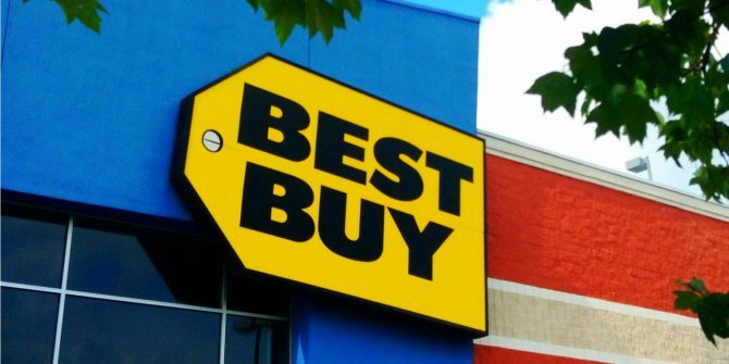 3 ordinateurs portables scolaires que vous ne devriez pas acheter pour une raison quelconque Best Buy Store Sign 670x335