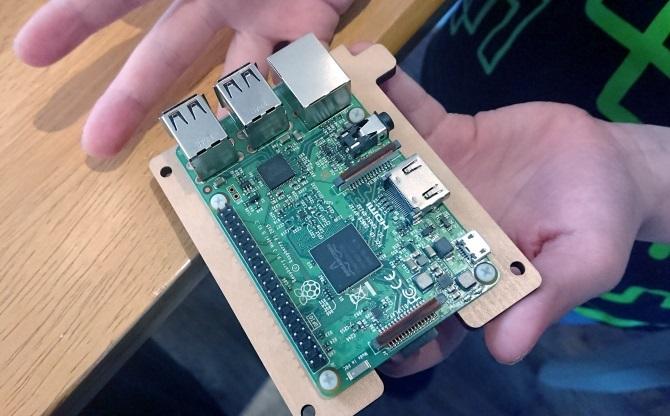 Fonctionnalités du Raspberry Pi 3 dans le kit informatique Piper