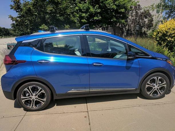 Chevy Bolt EV Hands-On: Apparemment, les voitures électriques ne sucent plus Bolt EV2