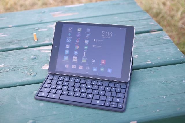 Nexus 9 avec clavier Bluetooth connecté