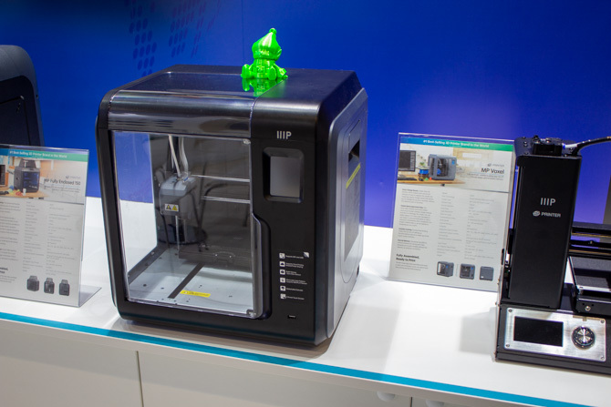 Impression 3D à l'IFA 2018: Impression couleur abordable et faits saillants sur l'éducation monoprice mp voxel ifa 2018