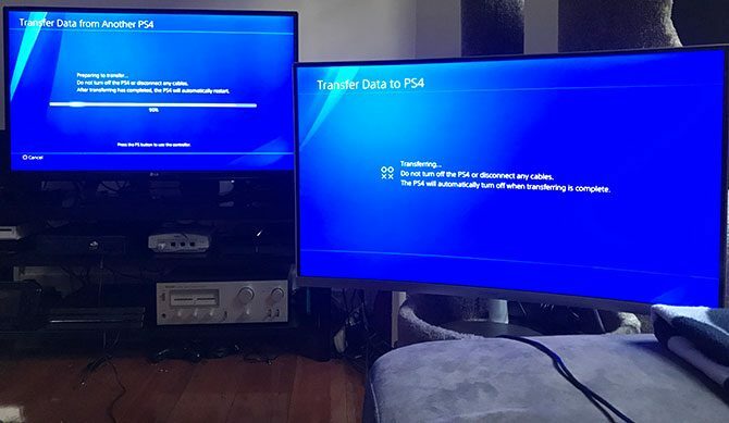 Transfert de données PS4 en cours