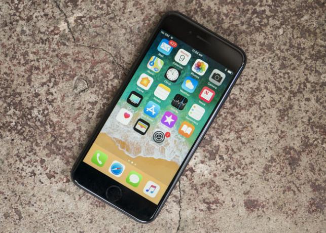 iPhone 8 Review: Smart Phone, Dumb Upgrade iphone 8 1