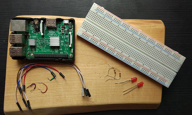 comment programmer les voyants de contrôle de la framboise pi