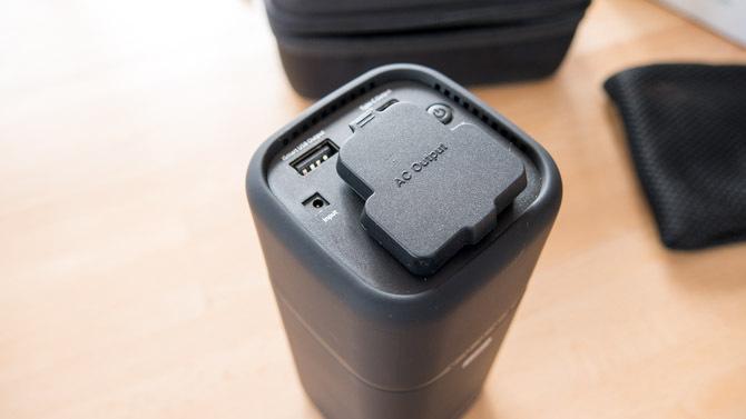 Critique du chargeur CA RAVPower 20100mAh: Power All The Things ravpower top