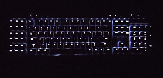 examen du clavier de jeu corsair vengeance k95