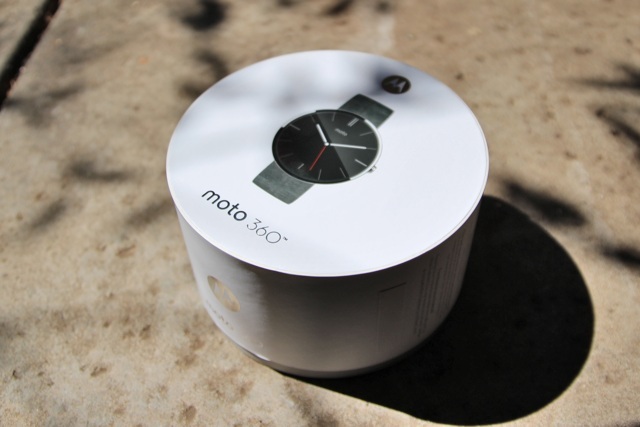Motorola Moto 360 Android Wear Smartwatch Review et Giveaway Motorola Moto 360 Android Wear Smartwatch Review 1