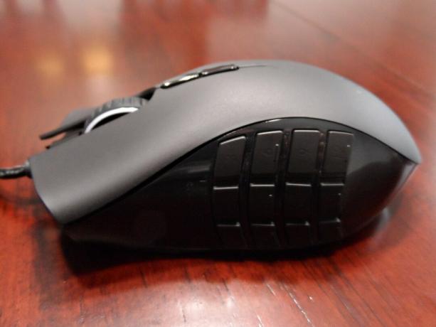 test souris razer naga logitech g600