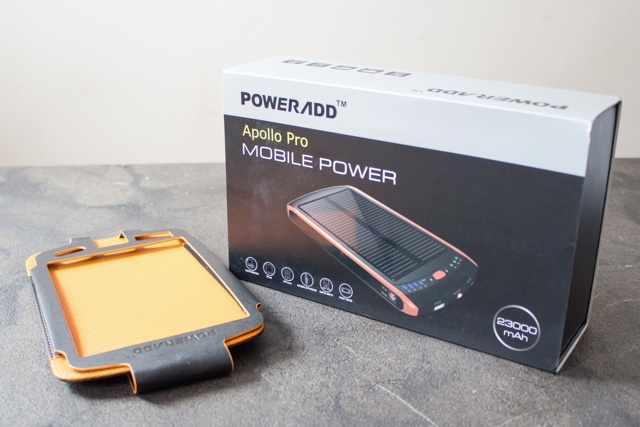 Poweradd Apollo Pro 23,000mAh batterie solaire et chargeur examen et cadeau poweradd apollo pro 23000 batterie solaire examen 1