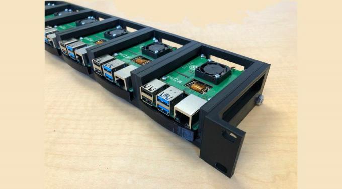 Montage en rack pour cluster Raspberry Pi 4B