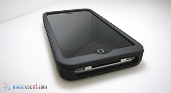 Elago Tire Tread Silicon Case for iPhone 4 Review and Giveaway silicon2