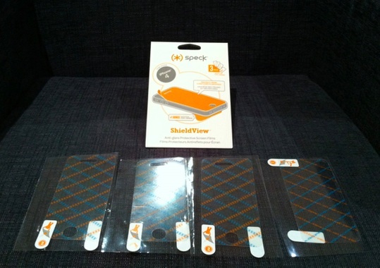 MakeUseOf Review & Giveaway: Étui ajusté pour iPhone 4 par Speck speckshieldview