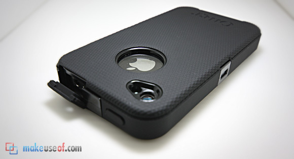 Giveaway: iPhone 4 Defender (+ Étuis de transport par Otterbox) defender6