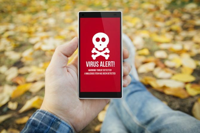 fausse alerte de virus malware mobile