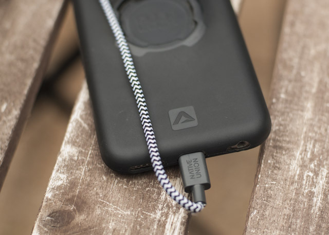 Union native Round-Up de la revue Lightning Cable Review2